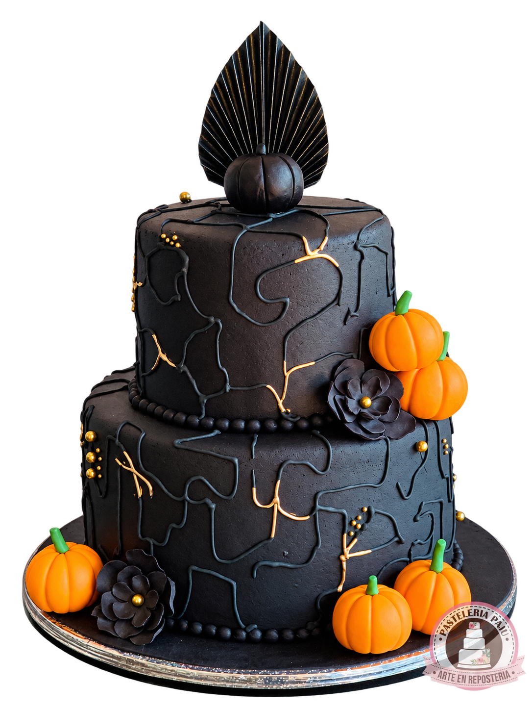 Pastel de Halloween negro con calabazas