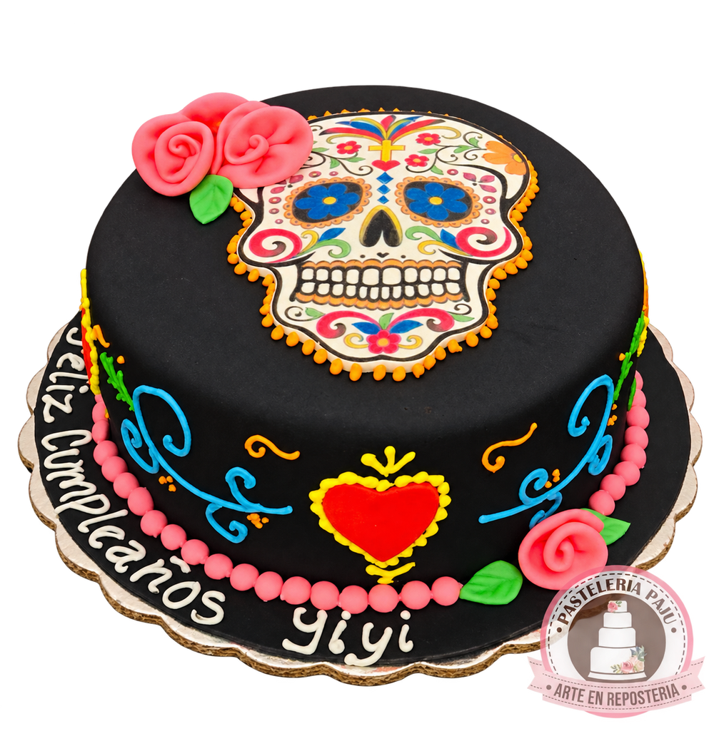Pastel de calavera mexicana con rosas